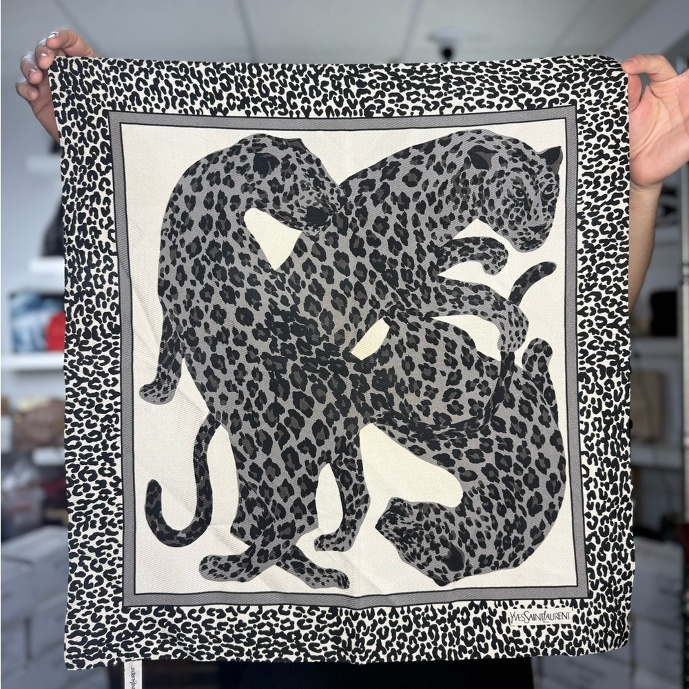 YSL LEOPARD SCARF